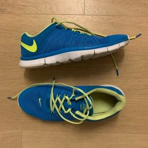 Men’s Nike Free Trainer 5.0 V6 bright blue size 13